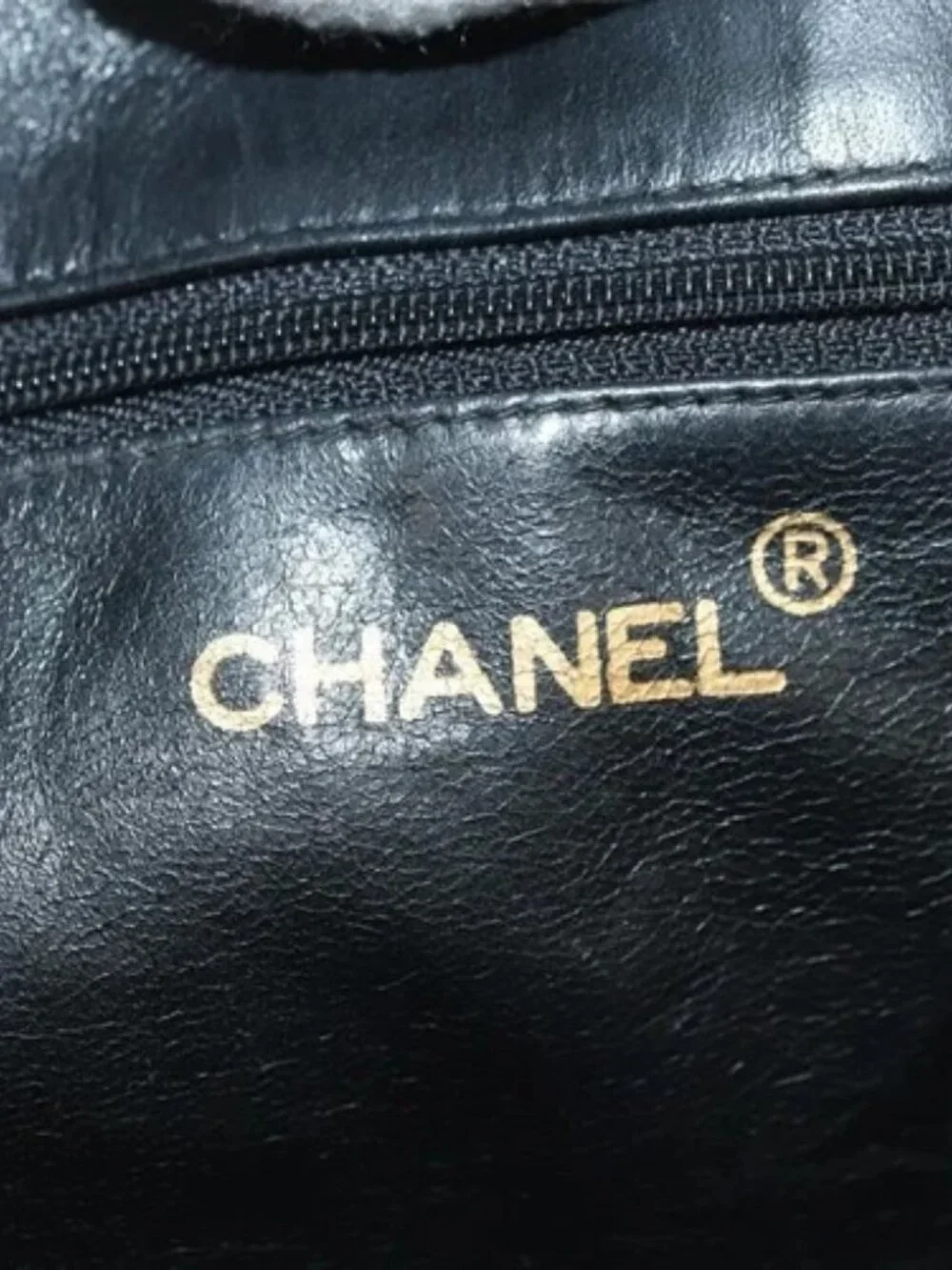 CHANEL Chain Tote Bag Leather Black Gold CC Auth 180487SAV